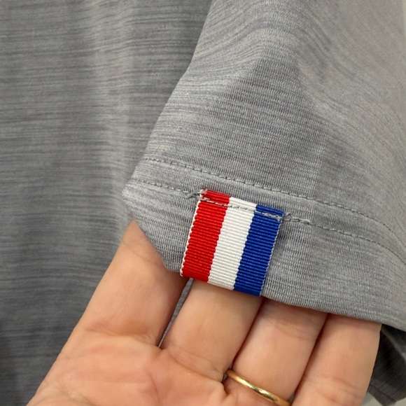 EUC Men's Gray Polo Shirt with Logo - Picture 6 of 7